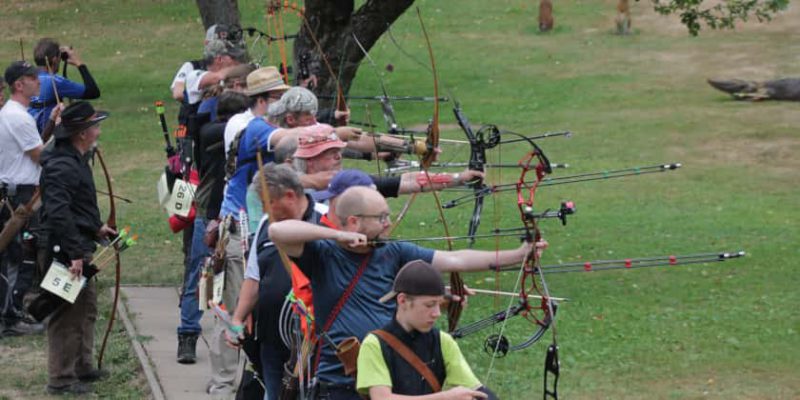 Verhaltensregeln beim Bogenschießen auf Schießplatz und Parcours